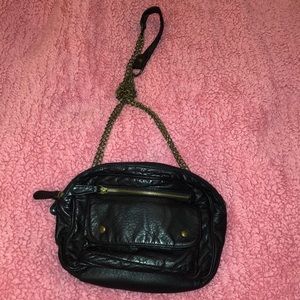 Black shoulder bag